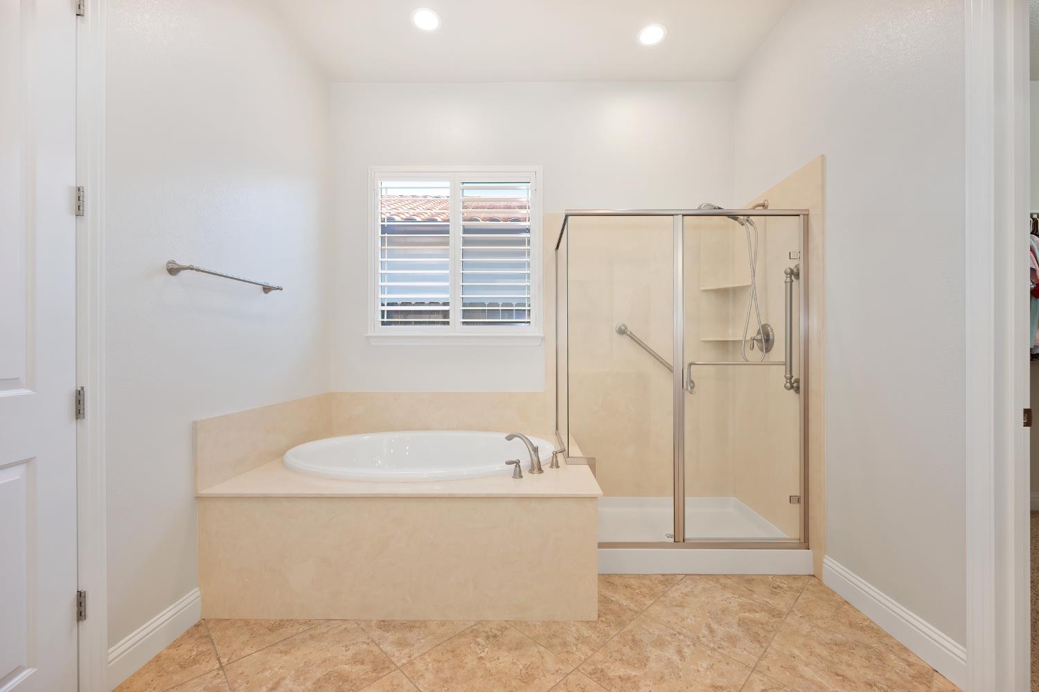 Detail Gallery Image 36 of 57 For 224 Aske Ct, Roseville,  CA 95747 - 3 Beds | 2 Baths