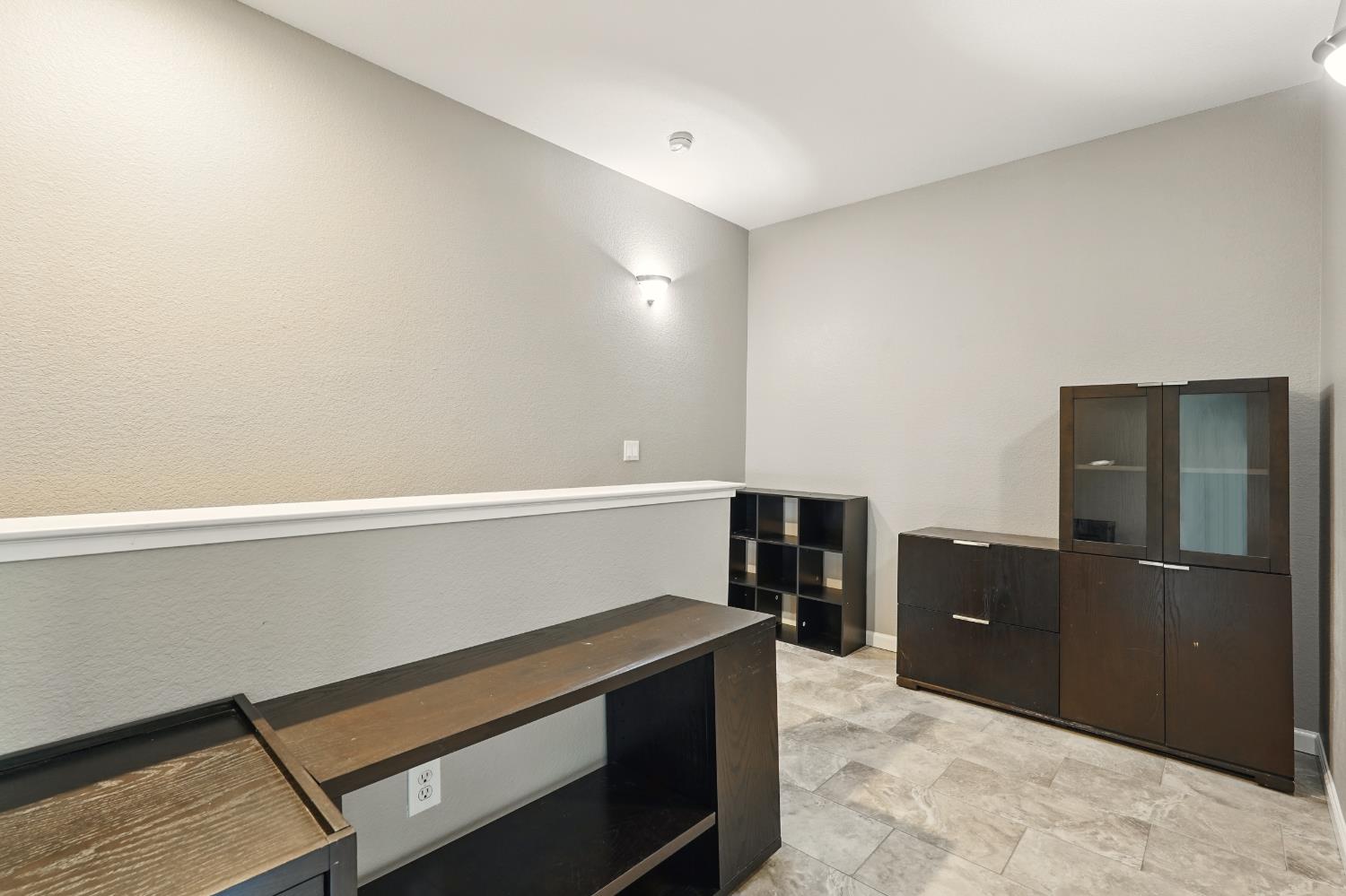 Detail Gallery Image 23 of 34 For 1600 Kentucky Way, Rocklin,  CA 95765 - 2 Beds | 2/1 Baths