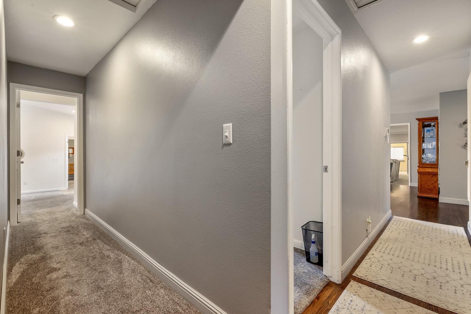 Detail Gallery Image 30 of 71 For 10501 Kimberly Dr, Manteca,  CA 95336 - 4 Beds | 3/1 Baths