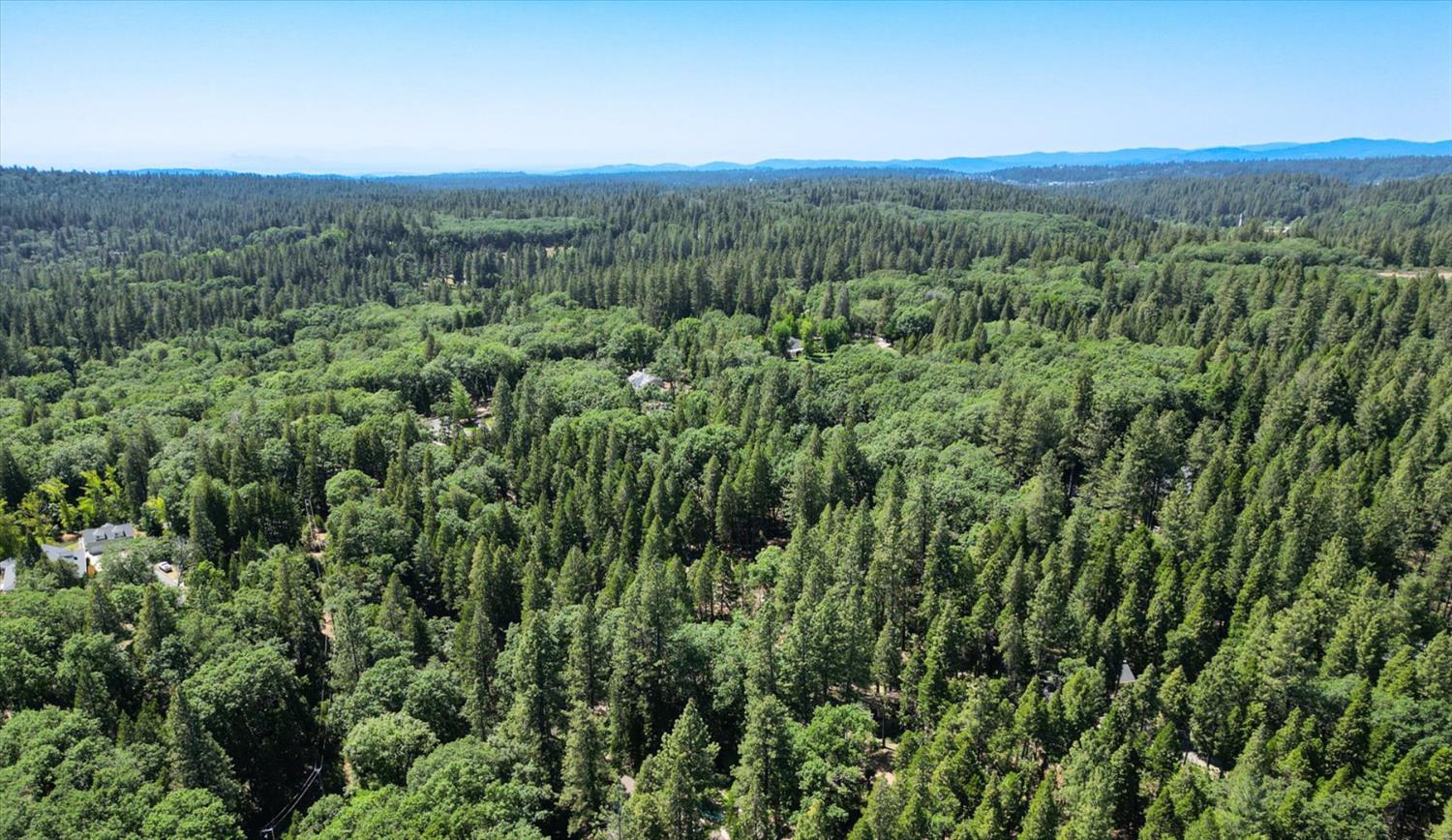 Detail Gallery Image 60 of 99 For 13459 Bass Trail, Grass Valley,  CA 95945 - 4 Beds | 3 Baths