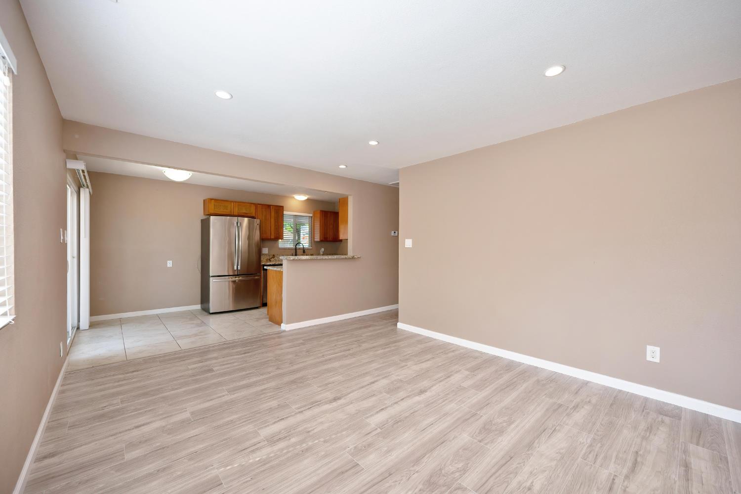 Detail Gallery Image 18 of 39 For 5732 Dewey Drive, Fair Oaks,  CA 95628 - 3 Beds | 1 Baths