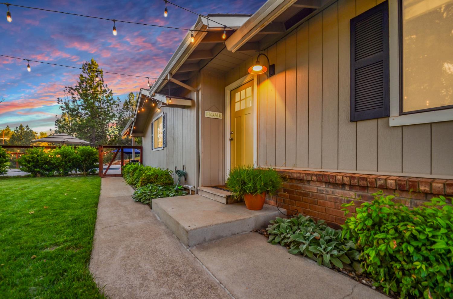Detail Gallery Image 42 of 68 For 10376 Tabeaud Rd, Pine Grove,  CA 95665 - 3 Beds | 3 Baths