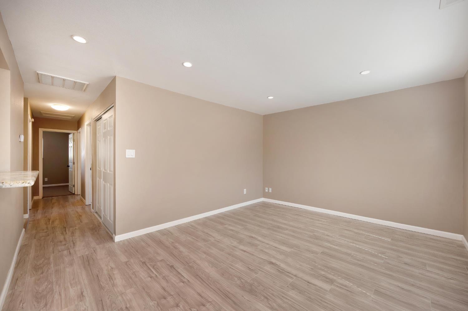 Detail Gallery Image 21 of 39 For 5732 Dewey Drive, Fair Oaks,  CA 95628 - 3 Beds | 1 Baths