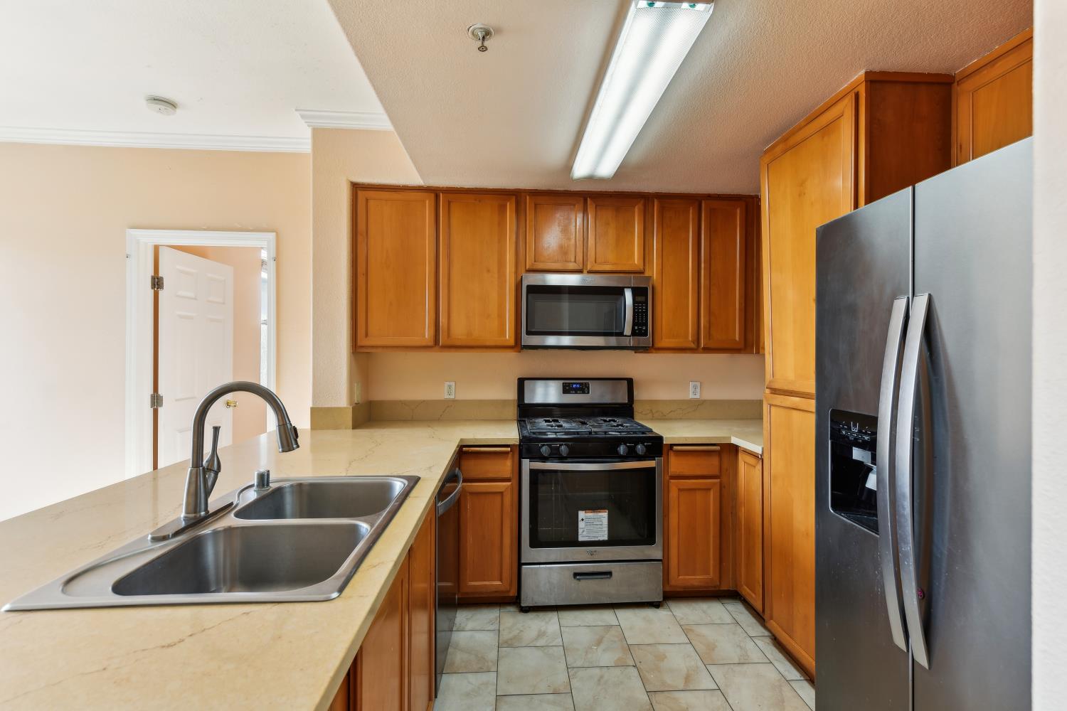 Photo #12: 225065407 Listing: Photo #12