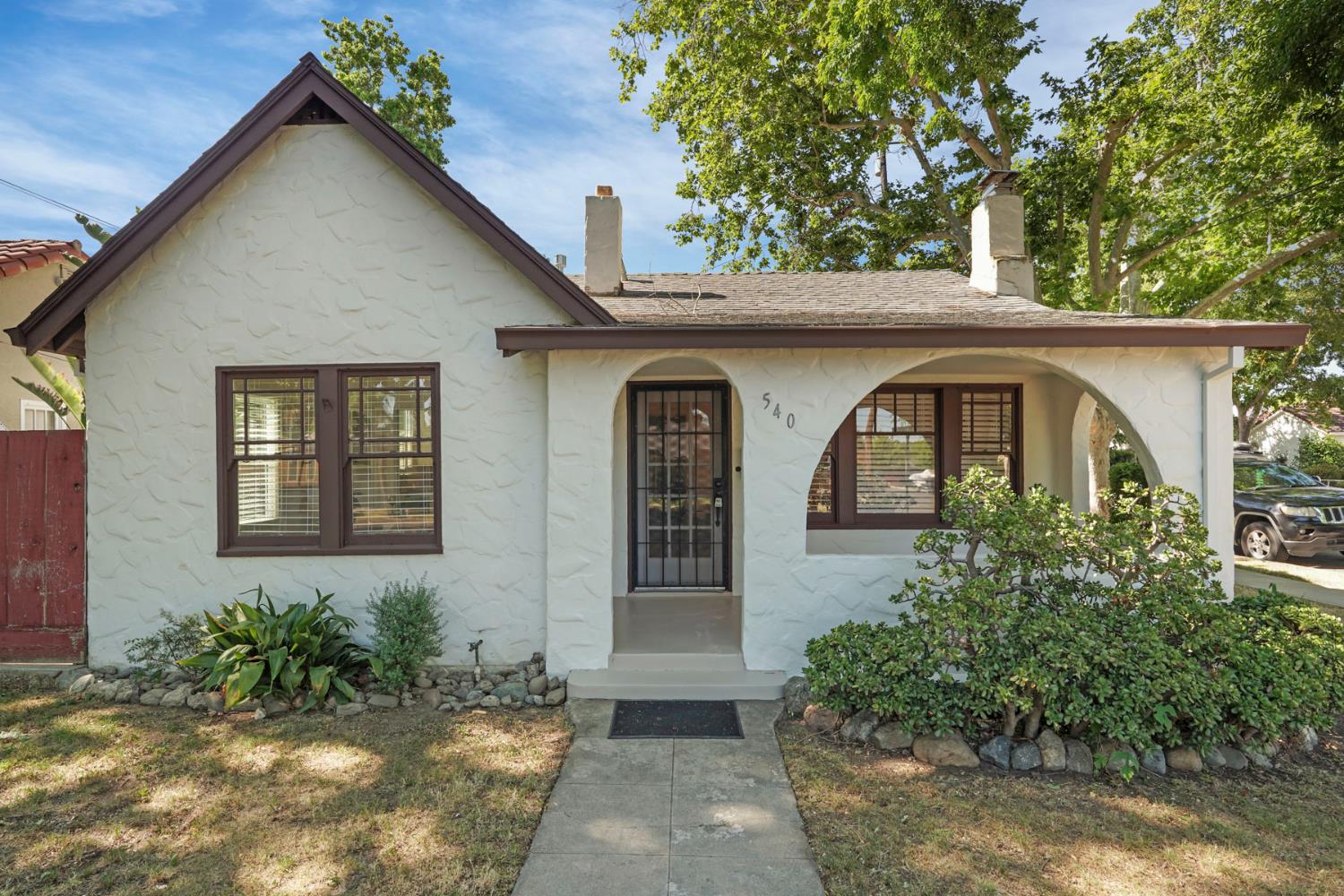 Detail Gallery Image 1 of 19 For 540 W Highland Ave, Tracy,  CA 95376 - 2 Beds | 1 Baths