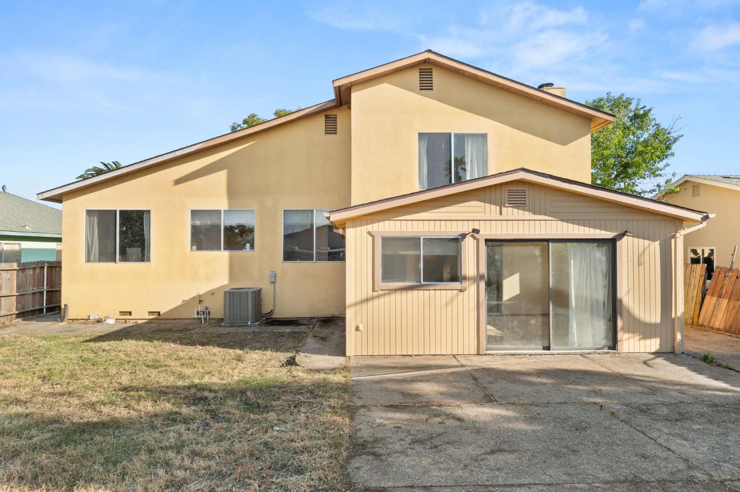 Detail Gallery Image 36 of 40 For 4195 Amapola Way, Sacramento,  CA 95823 - 4 Beds | 2/1 Baths