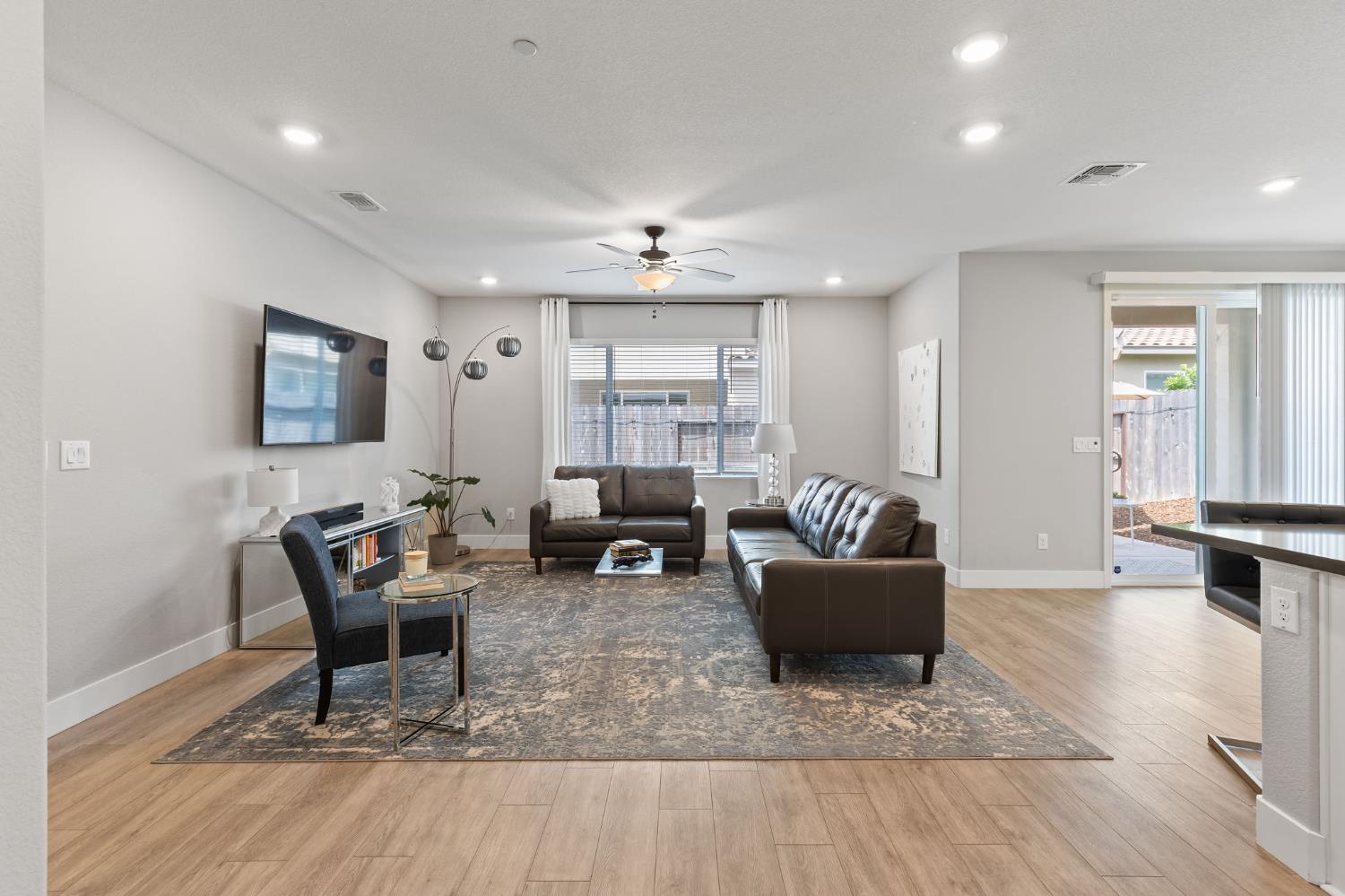 Detail Gallery Image 16 of 47 For 672 Chiselville Ln, Lincoln,  CA 95648 - 3 Beds | 2 Baths