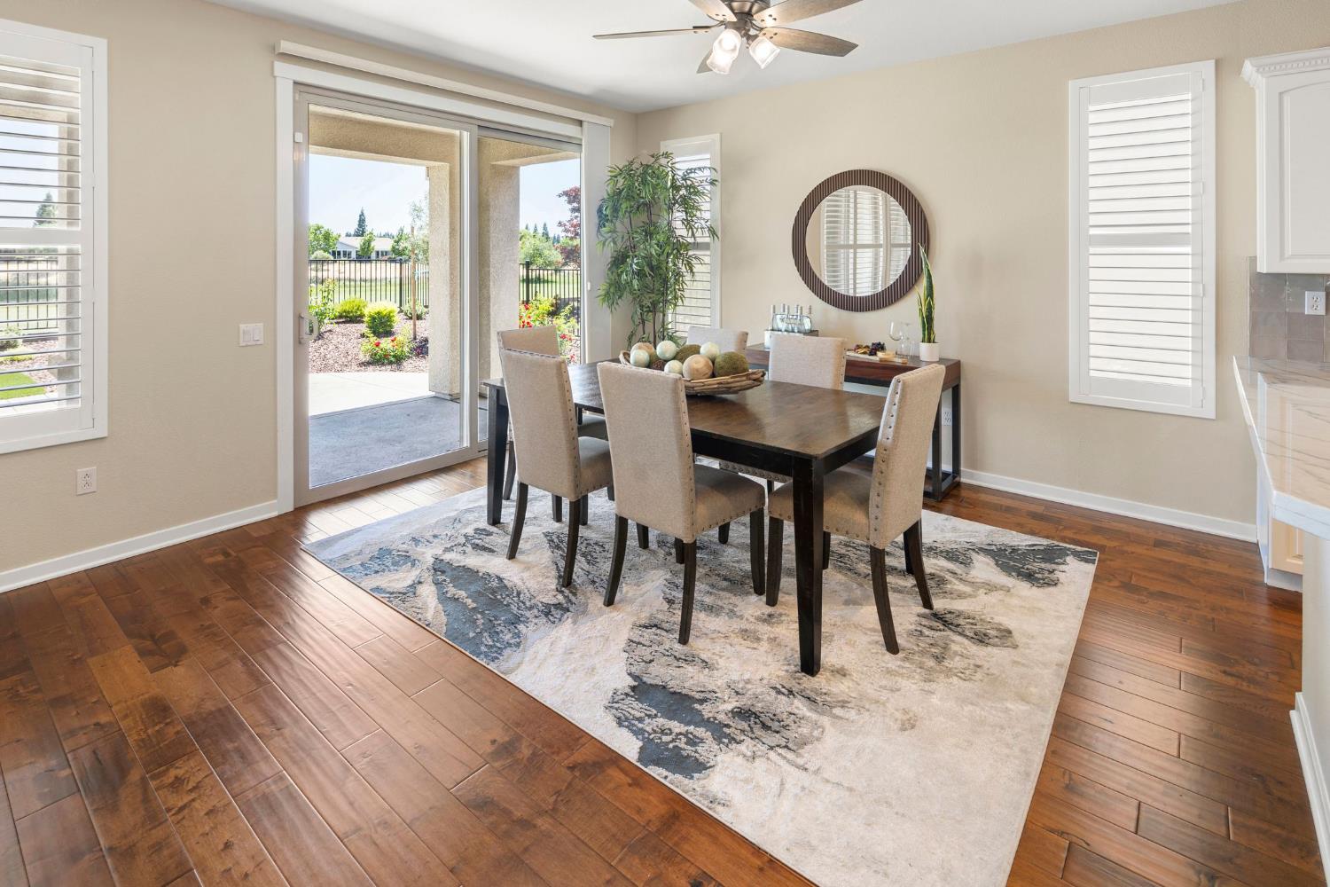 Detail Gallery Image 13 of 58 For 1137 Lasso Lake Ln, Lincoln,  CA 95648 - 3 Beds | 3 Baths