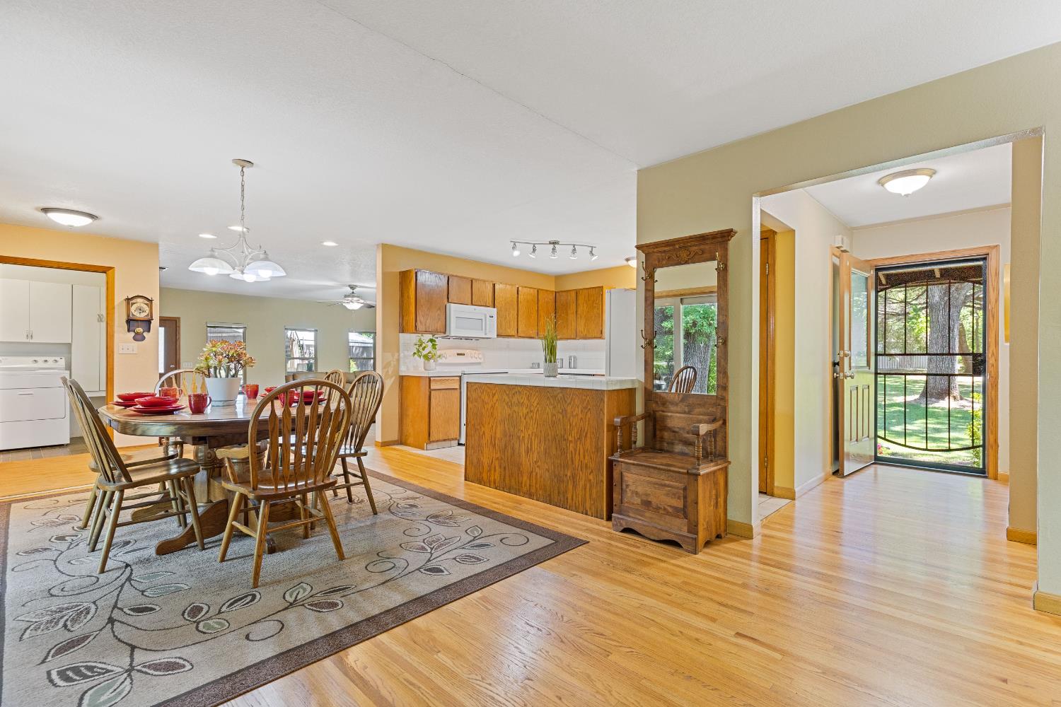 Detail Gallery Image 33 of 59 For 7705 Horseshoe Bar Rd, Loomis,  CA 95650 - 3 Beds | 2 Baths