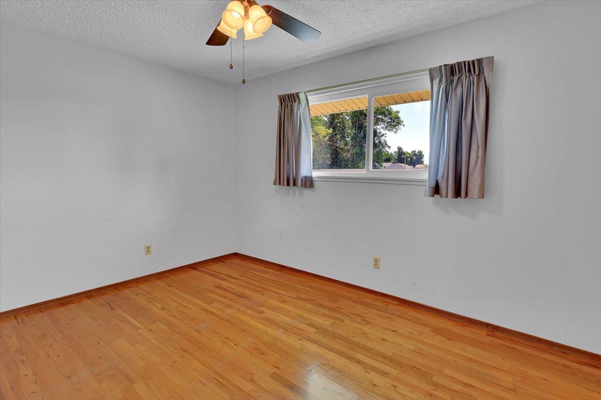 Detail Gallery Image 20 of 33 For 2410 N Township Rd, Yuba City,  CA 95993 - 3 Beds | 2 Baths