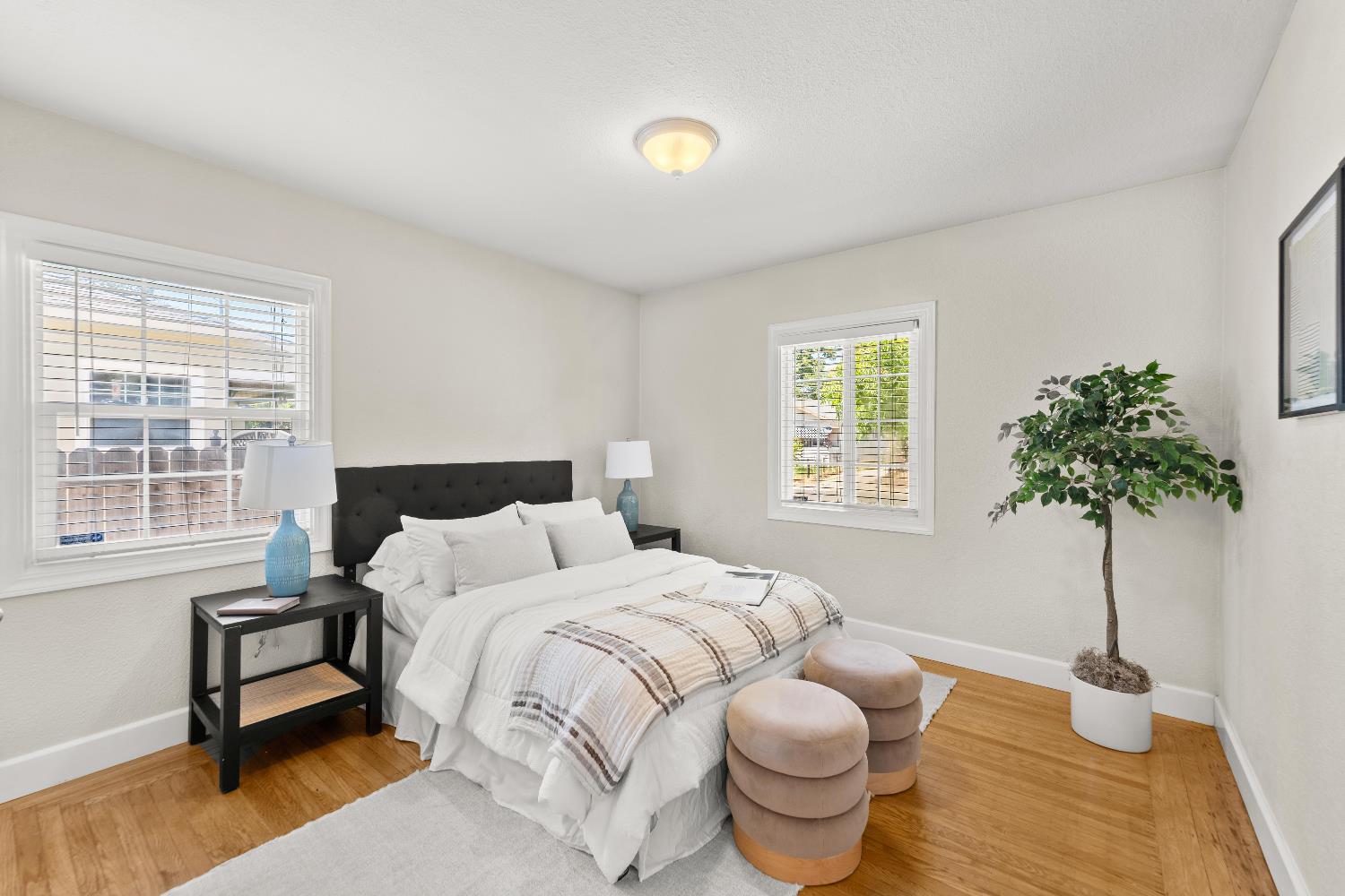 Detail Gallery Image 27 of 51 For 3914 12th Ave, Sacramento,  CA 95817 - 2 Beds | 1 Baths