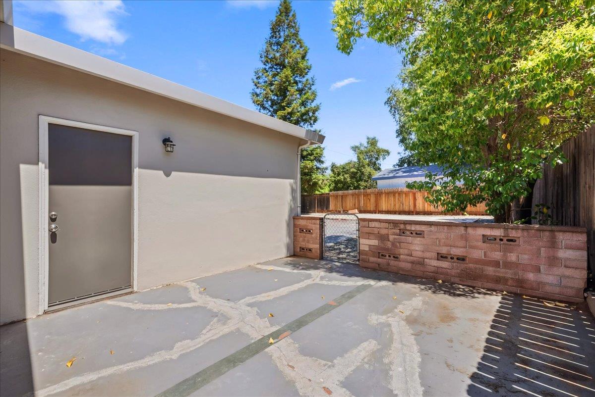Detail Gallery Image 23 of 36 For 817 Oakland Ave, Roseville,  CA 95678 - 3 Beds | 1/1 Baths