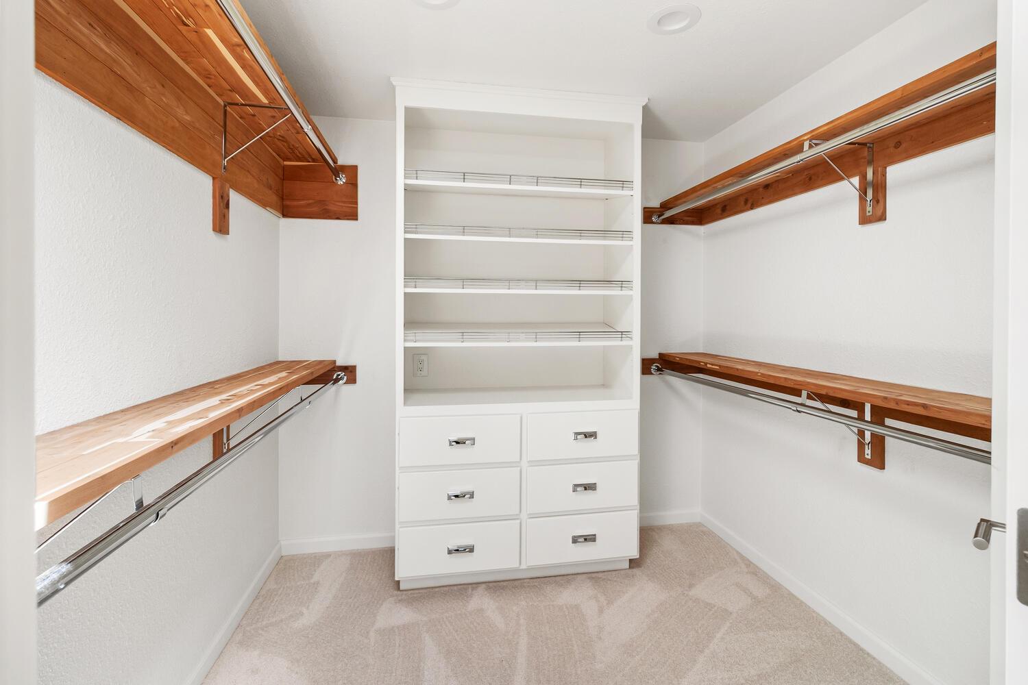 Detail Gallery Image 51 of 82 For 5910 River Glen Court, Carmichael,  CA 95608 - 4 Beds | 2/1 Baths
