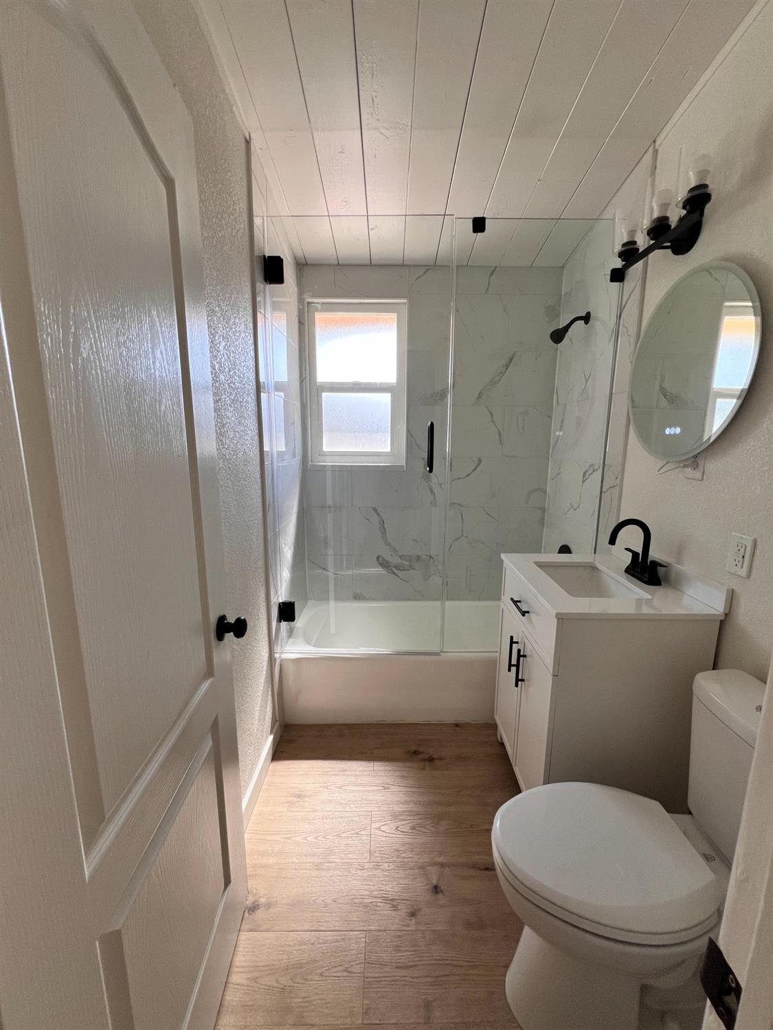 Detail Gallery Image 11 of 15 For 717 E Barrymore St, Stockton,  CA 95204 - 3 Beds | 1 Baths
