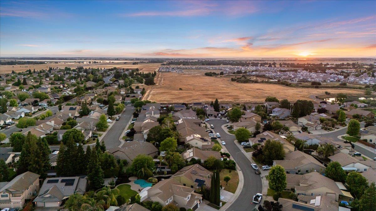 Detail Gallery Image 63 of 64 For 2133 Butterfield Ln, Lincoln,  CA 95648 - 4 Beds | 3 Baths