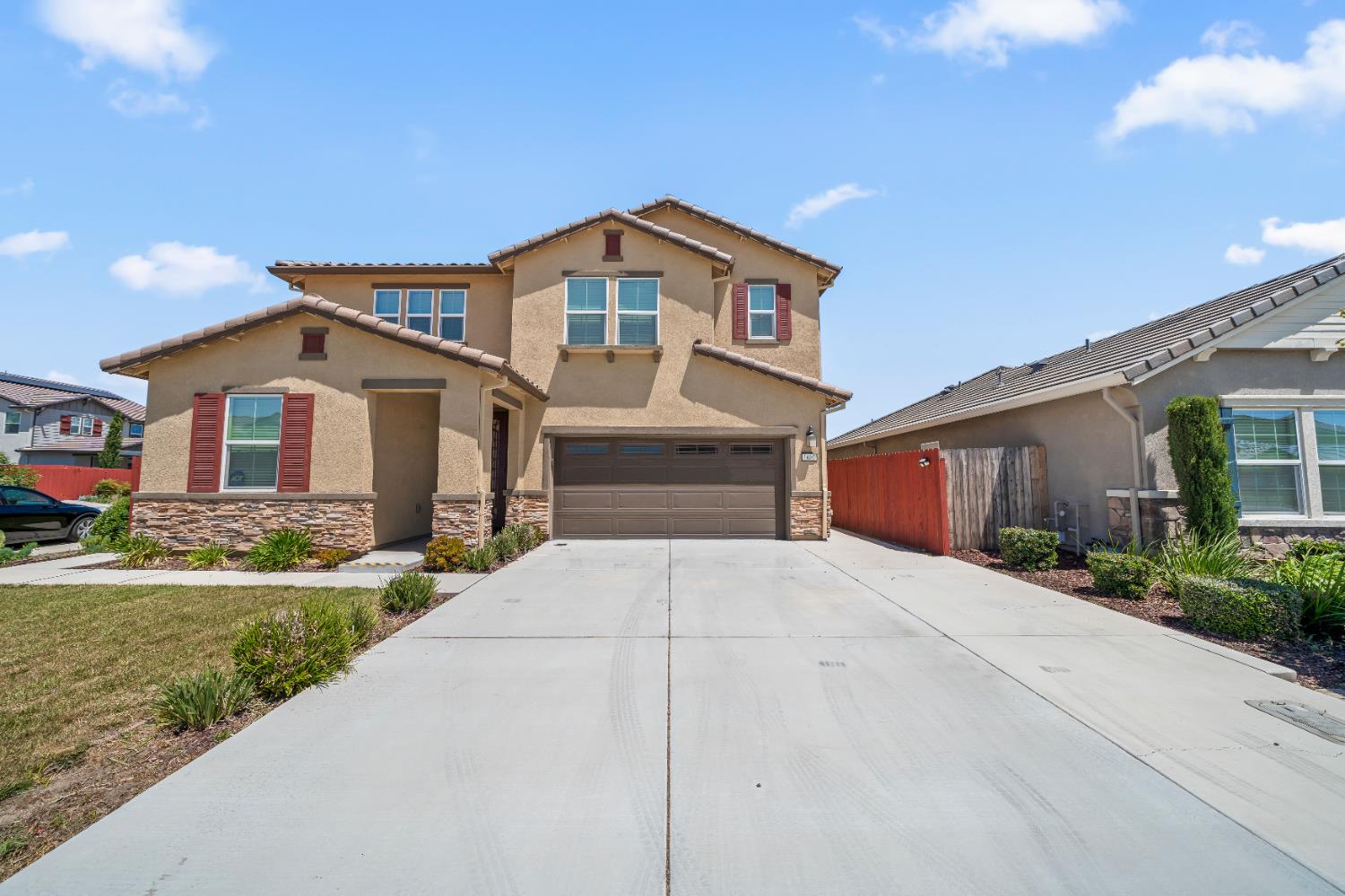 Detail Gallery Image 5 of 52 For 1602 Oleander Ave, Manteca,  CA 95337 - 5 Beds | 3 Baths