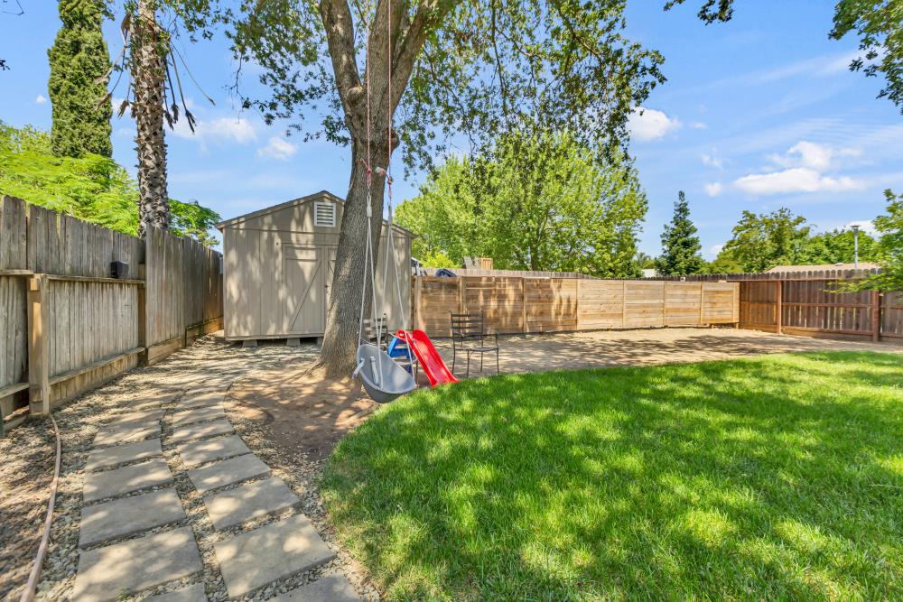 Detail Gallery Image 24 of 26 For 161 W E St, Galt,  CA 95632 - 3 Beds | 2 Baths
