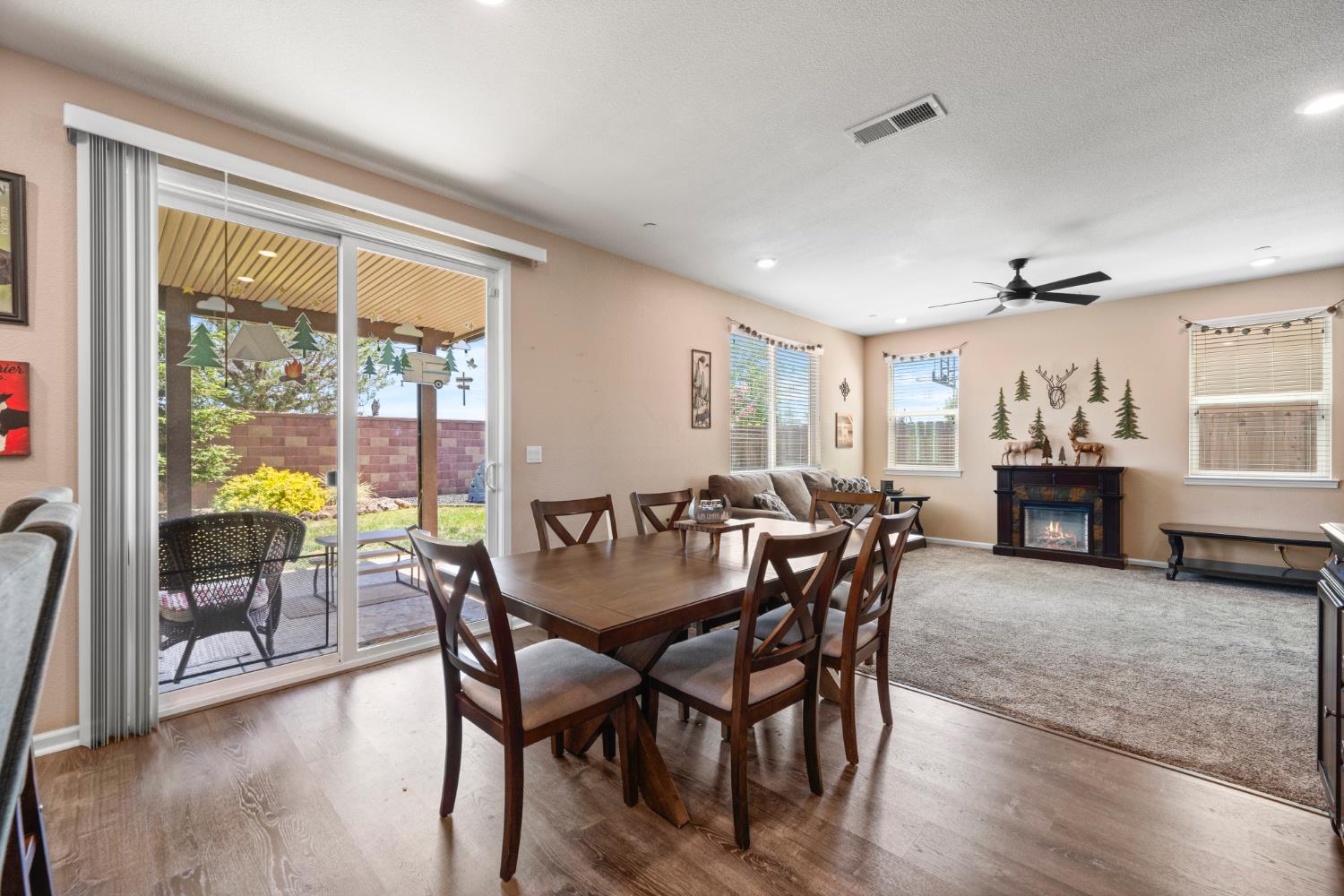 Detail Gallery Image 18 of 44 For 4811 Copper Sunset Way, Rancho Cordova,  CA 95742 - 5 Beds | 3 Baths