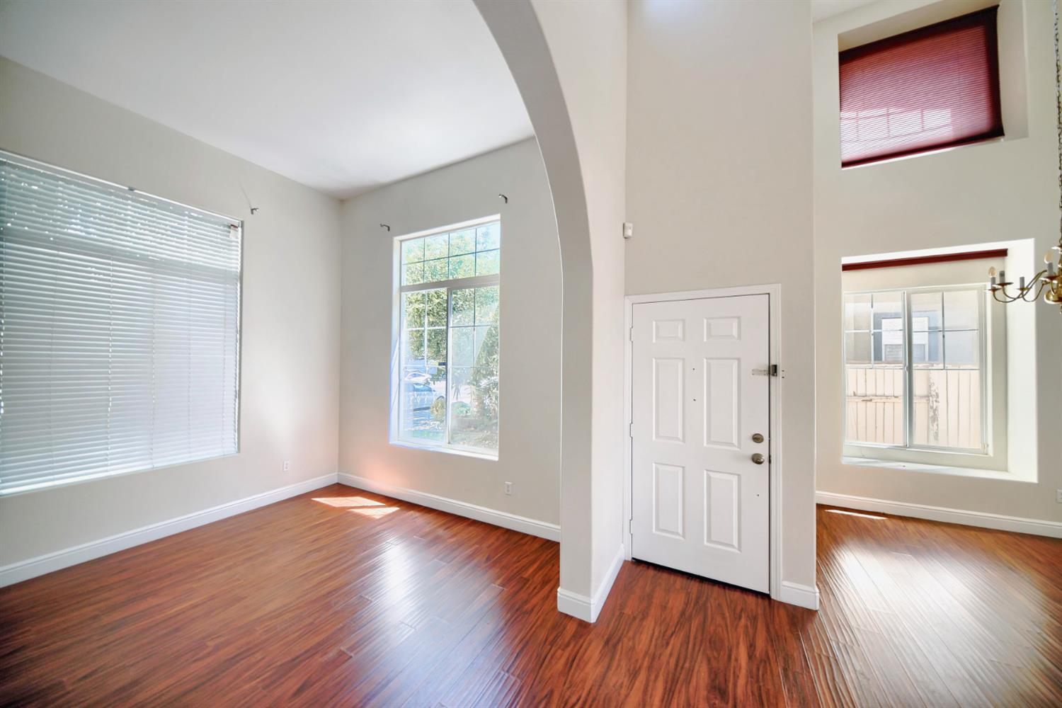 Detail Gallery Image 8 of 78 For 458 Burlington Dr, Tracy,  CA 95376 - 3 Beds | 2/1 Baths