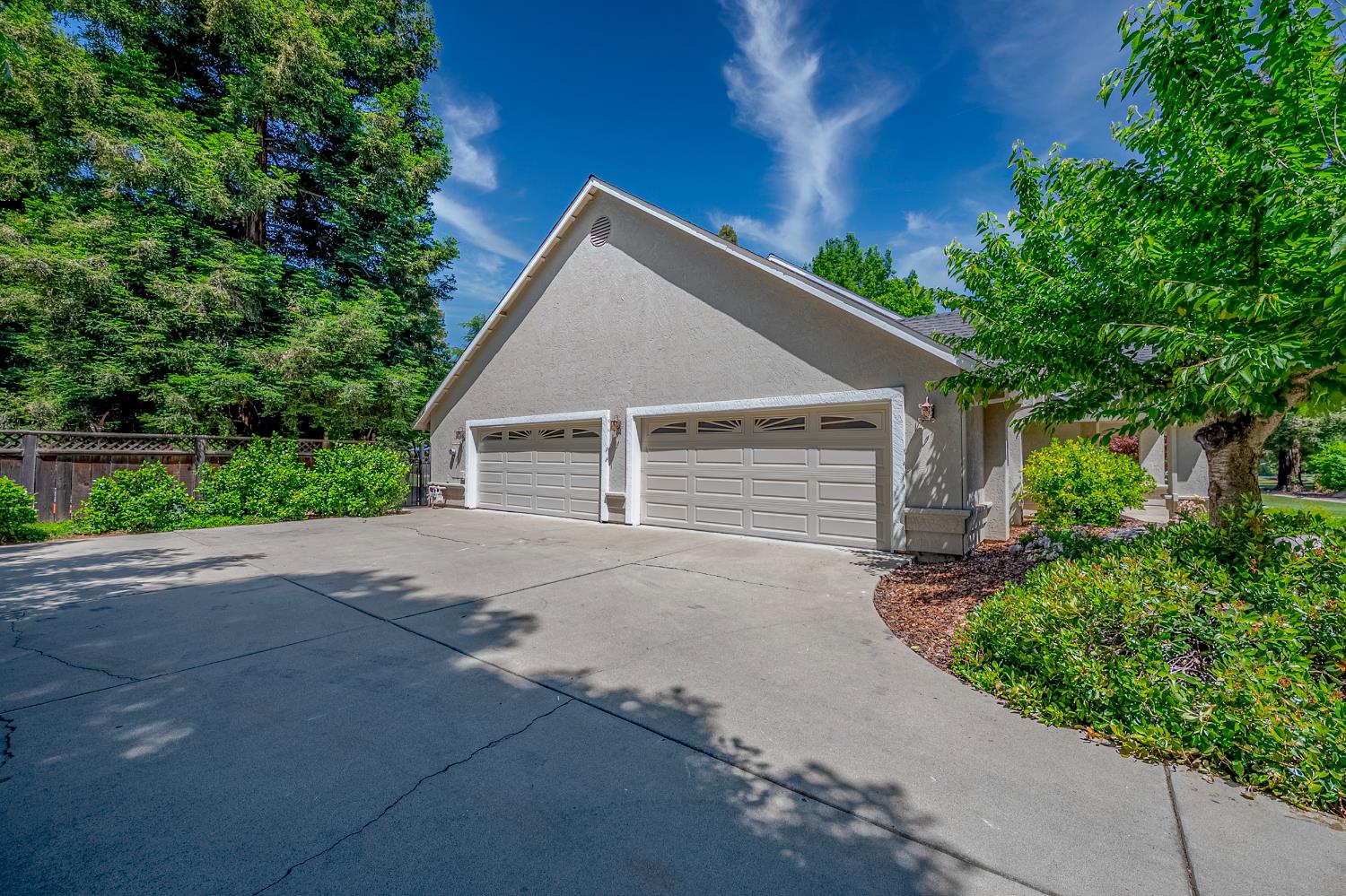 Detail Gallery Image 9 of 53 For 3247 Willow Run Dr, Merced,  CA 95340 - 4 Beds | 2/1 Baths