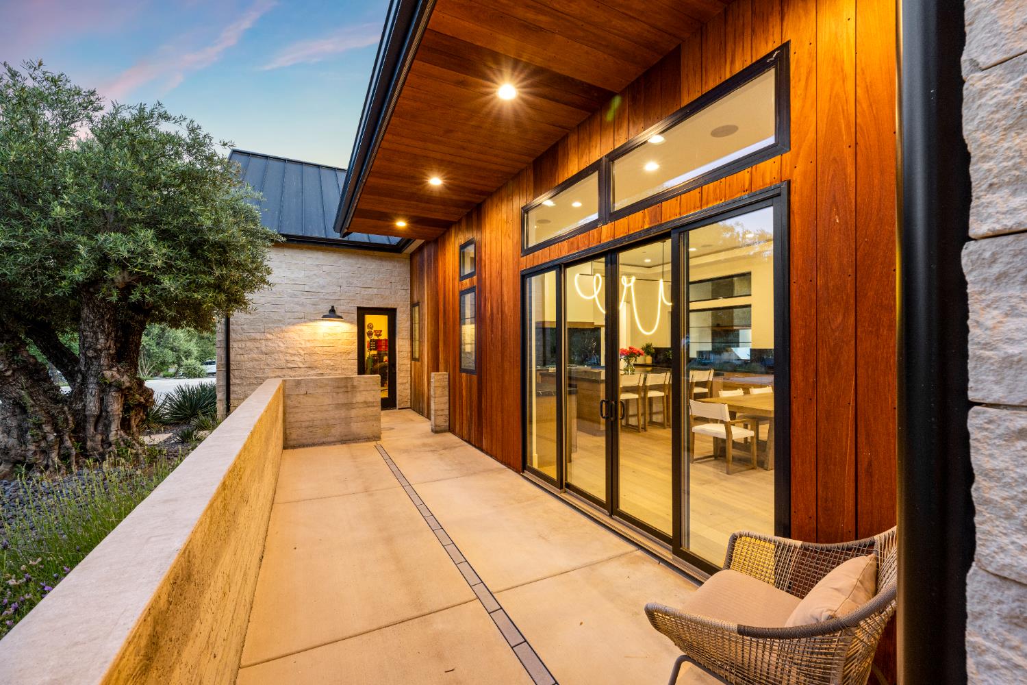 Detail Gallery Image 51 of 84 For 3320 Cherokee Trl, Loomis,  CA 95650 - 5 Beds | 3/1 Baths