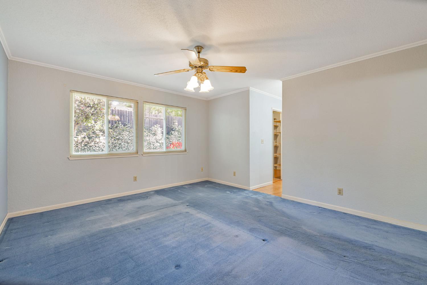 Detail Gallery Image 17 of 37 For 6818 Flaming Arrow Dr, Citrus Heights,  CA 95621 - 3 Beds | 2 Baths