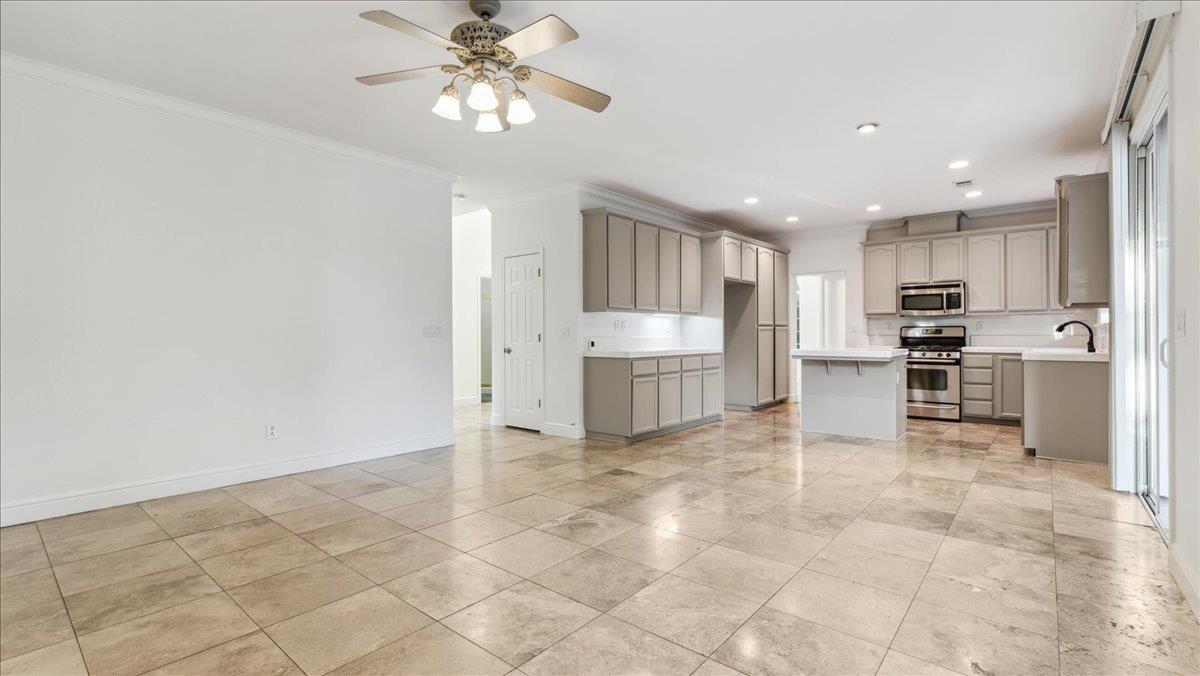 Detail Gallery Image 2 of 64 For 2133 Butterfield Ln, Lincoln,  CA 95648 - 4 Beds | 3 Baths