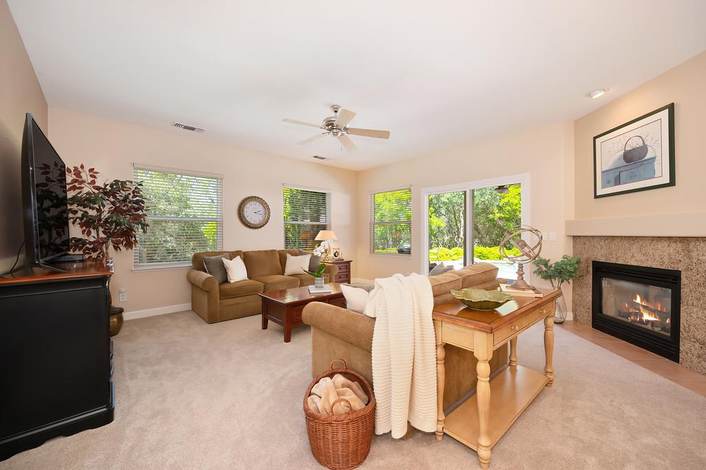 Detail Gallery Image 10 of 46 For 4301 Flying C Rd, Shingle Springs,  CA 95682 - 4 Beds | 2 Baths