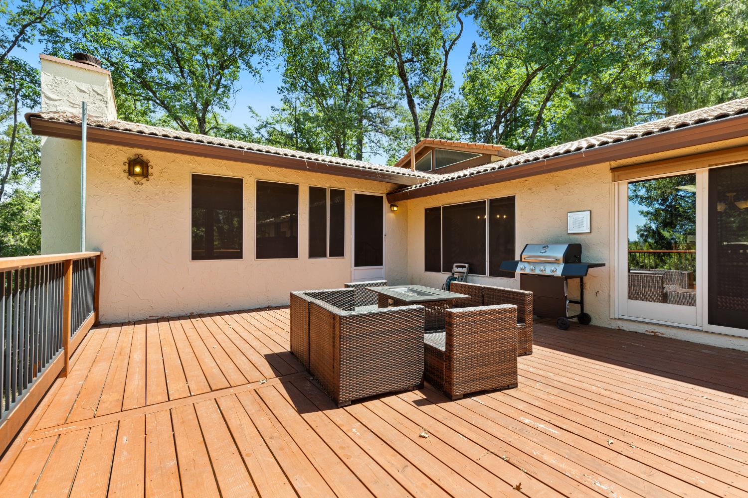 Detail Gallery Image 17 of 63 For 655 Secret Town Ln, Colfax,  CA 95713 - 4 Beds | 3 Baths