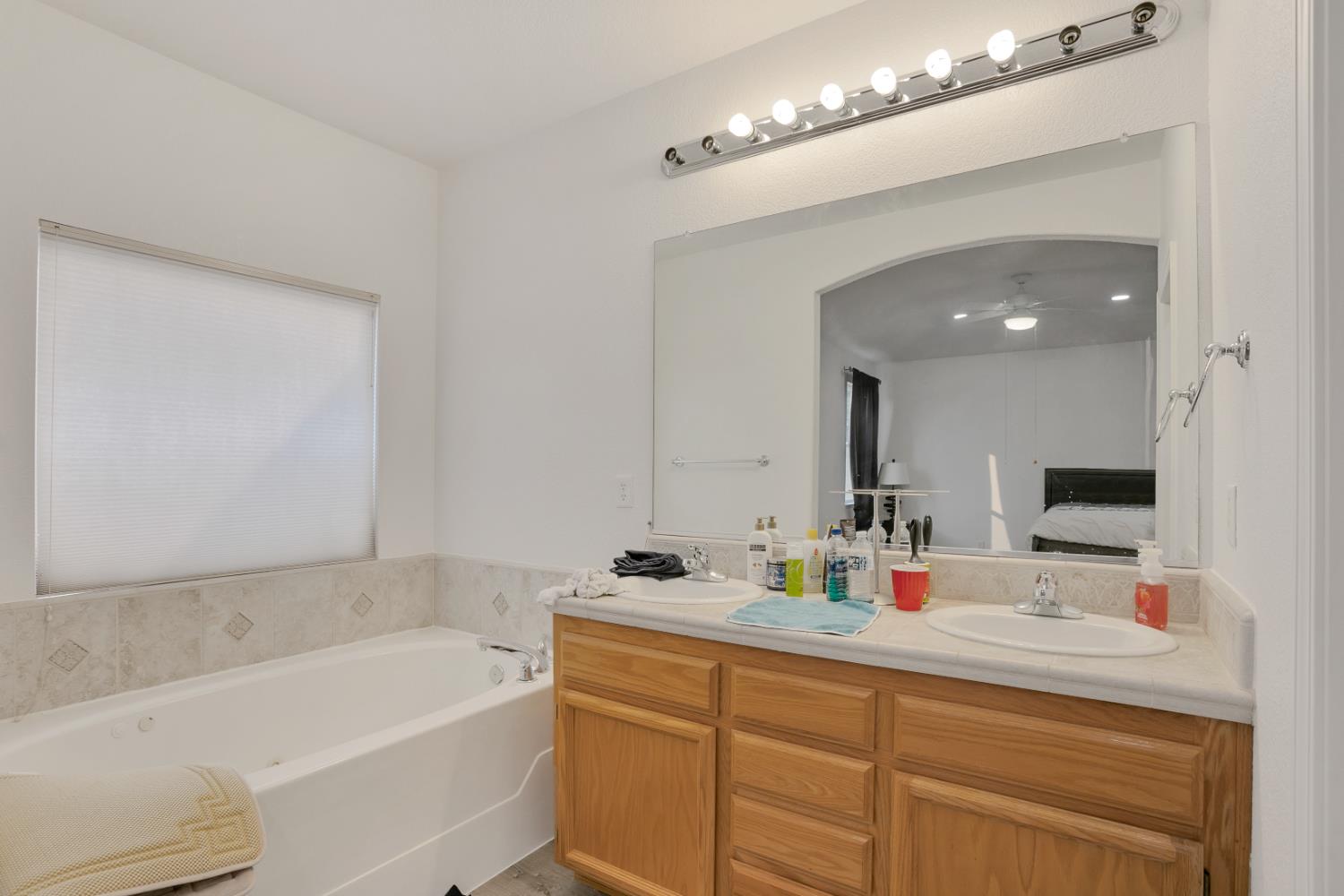 Detail Gallery Image 26 of 41 For 1877 Stabler Park Dr, Yuba City,  CA 95993 - 4 Beds | 3 Baths