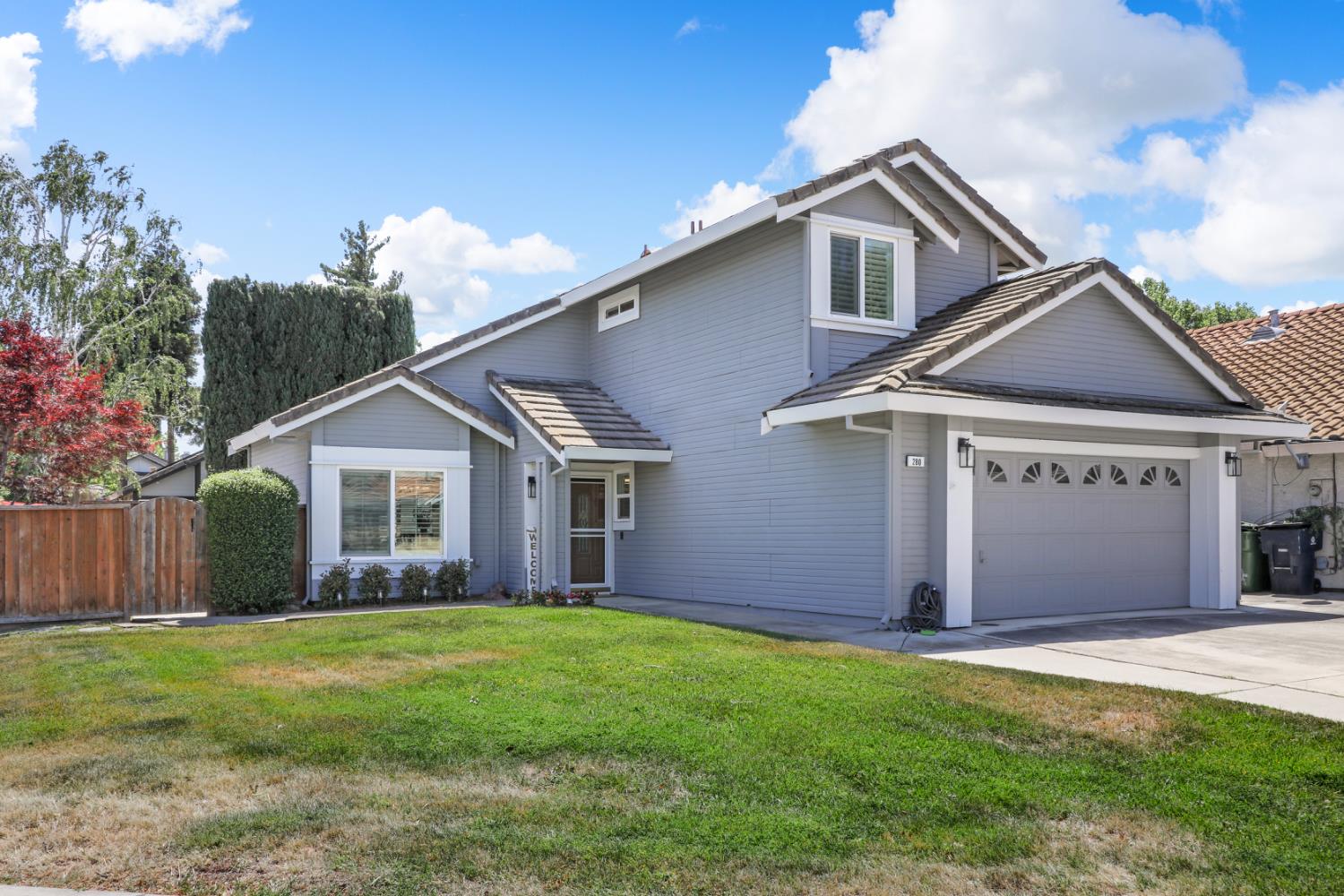 Detail Gallery Image 3 of 36 For 280 Arroyo Hondo Cir, Tracy,  CA 95376 - 3 Beds | 2/1 Baths
