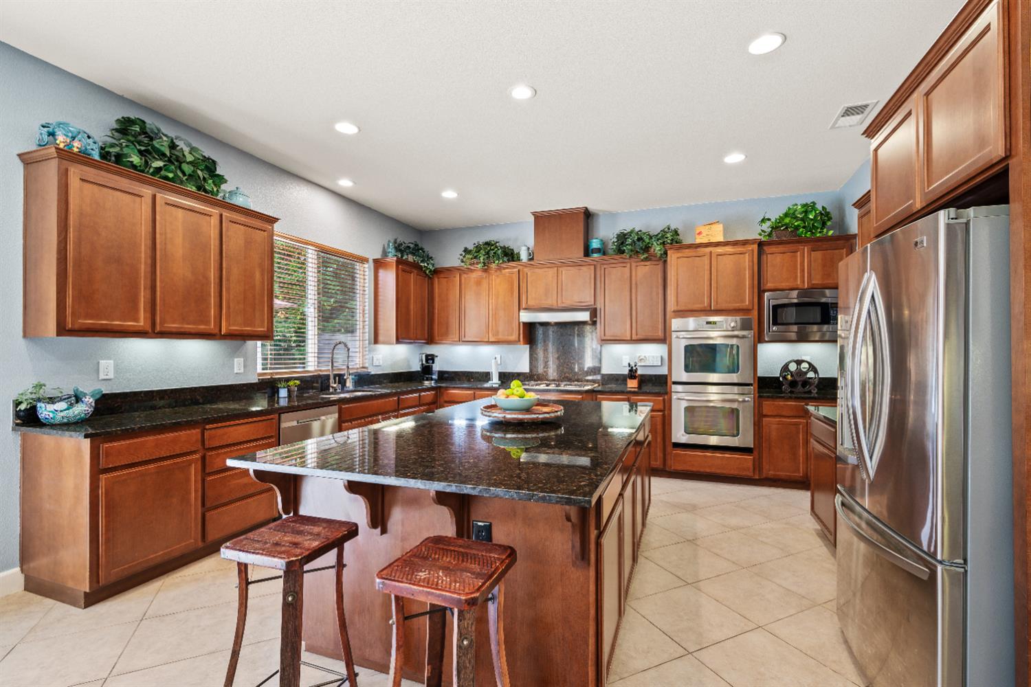 Detail Gallery Image 20 of 53 For 2100 Wyckford Blvd, Rocklin,  CA 95765 - 5 Beds | 4 Baths