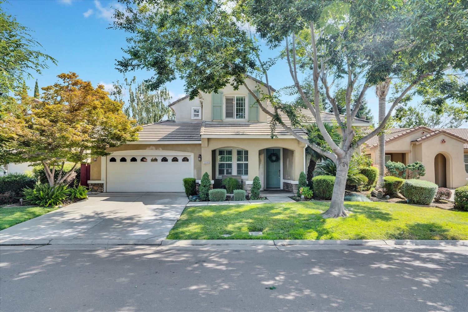 Detail Gallery Image 5 of 37 For 5896 Riverbank Cir, Stockton,  CA 95219 - 4 Beds | 3 Baths