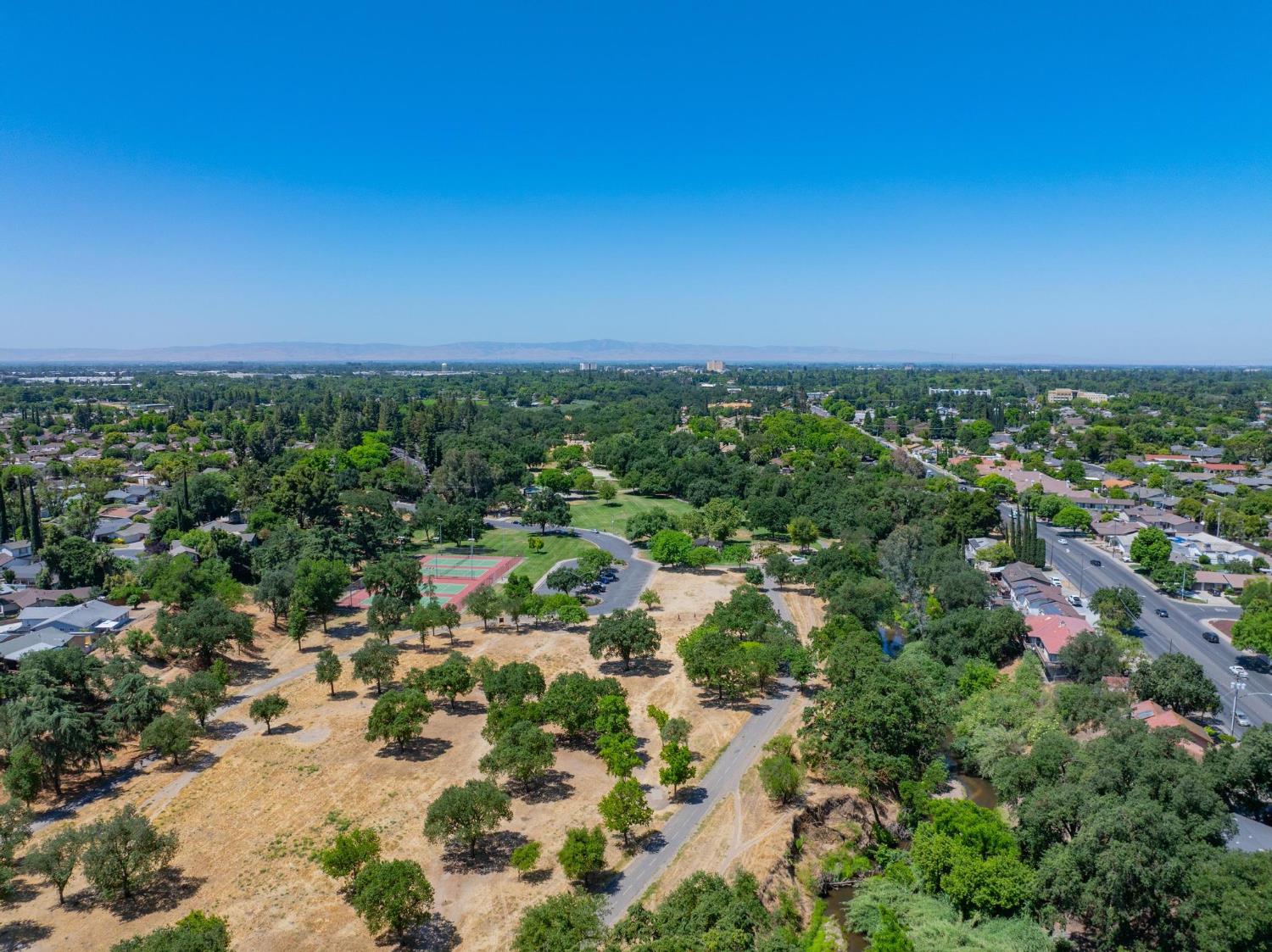 Detail Gallery Image 57 of 58 For 2028 Scenic Dr, Modesto,  CA 95355 - 3 Beds | 3 Baths