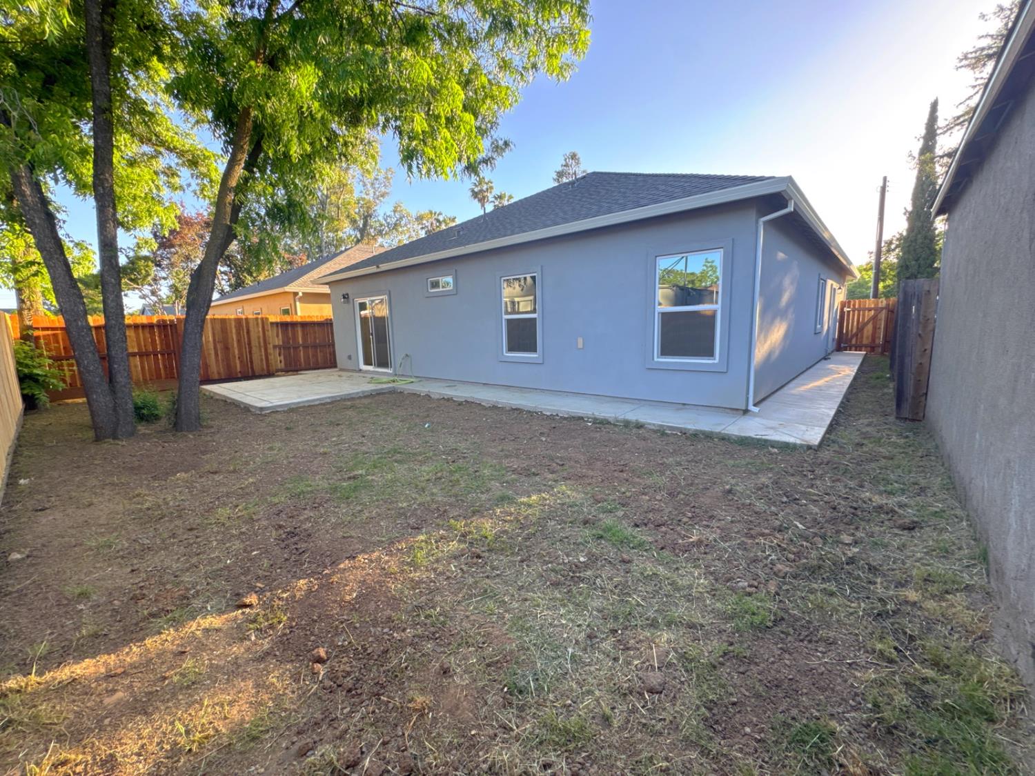 Detail Gallery Image 39 of 41 For 4821 36th St, Sacramento,  CA 95820 - 3 Beds | 2 Baths