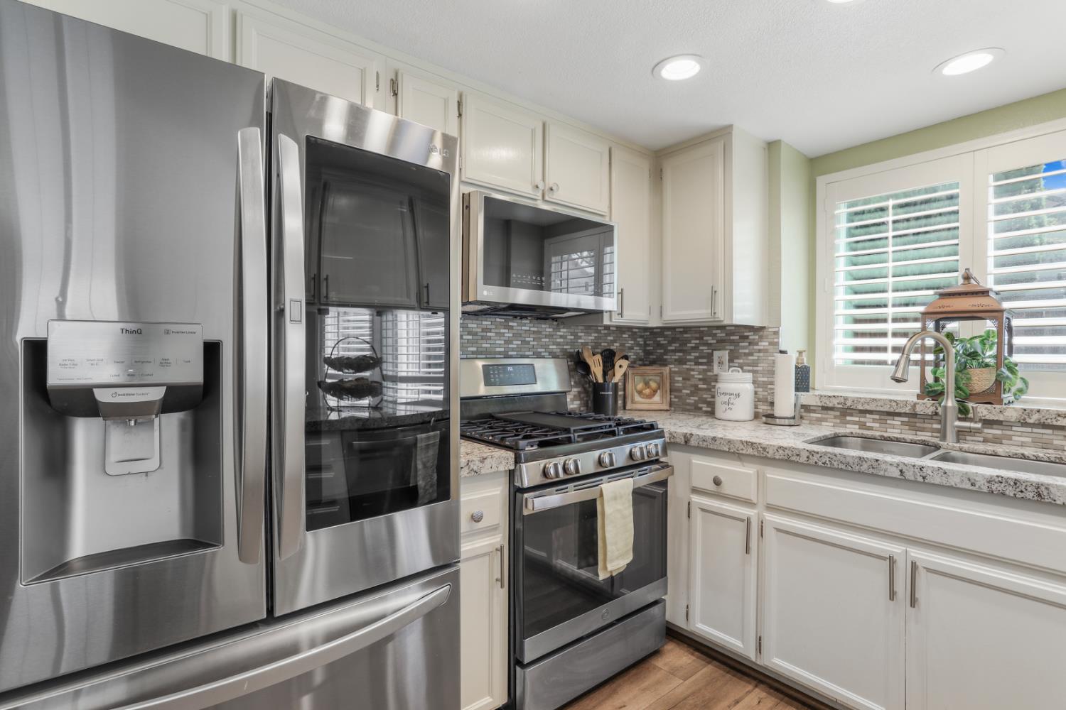 Detail Gallery Image 14 of 36 For 280 Arroyo Hondo Cir, Tracy,  CA 95376 - 3 Beds | 2/1 Baths