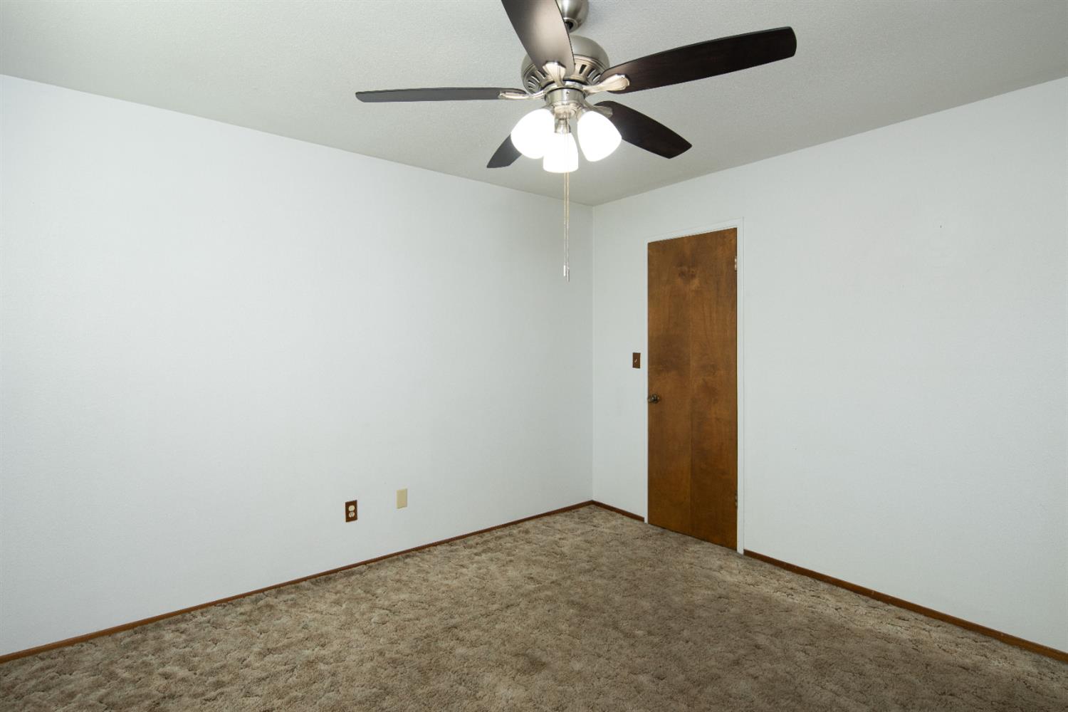Detail Gallery Image 14 of 21 For 2908 Rose Ave, Ceres,  CA 95307 - 3 Beds | 2 Baths