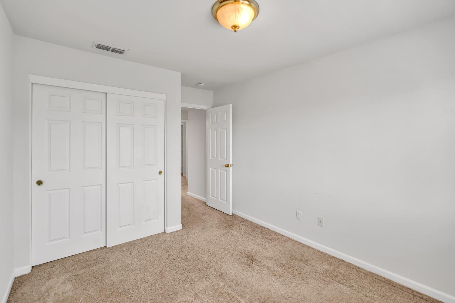 Detail Gallery Image 26 of 39 For 5342 Alvoca Way, Sacramento,  CA 95835 - 5 Beds | 3 Baths