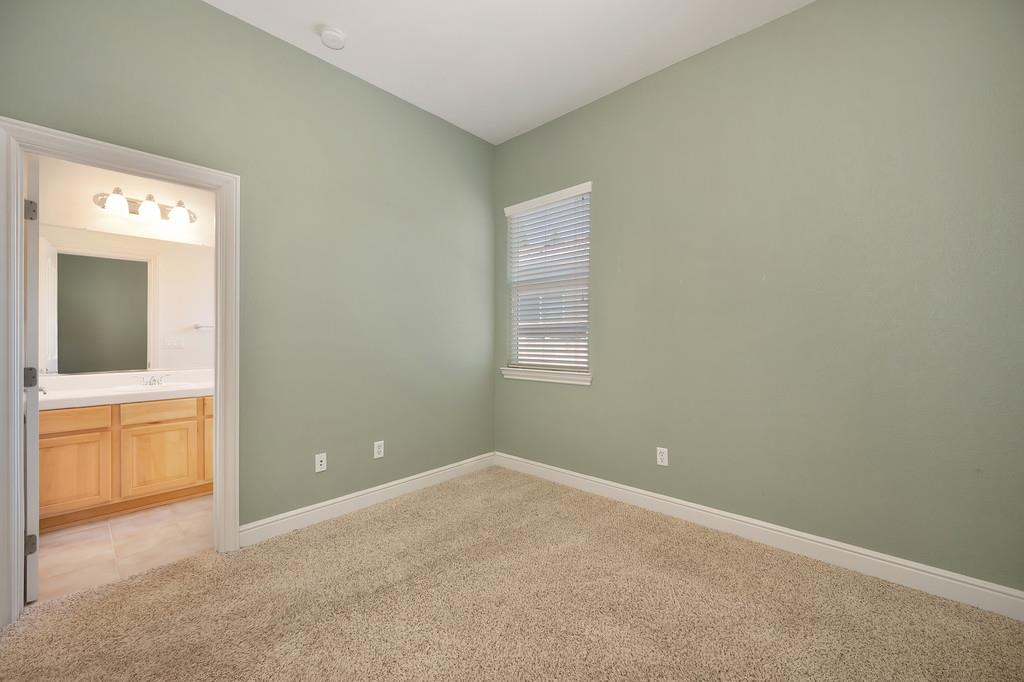 Detail Gallery Image 67 of 87 For 5729 Northborough Dr, Sacramento,  CA 95835 - 4 Beds | 3/1 Baths