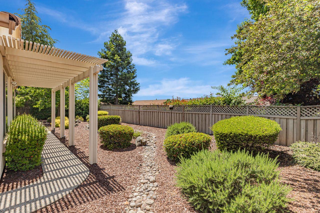 Detail Gallery Image 46 of 48 For 1161 Secret Lake Loop, Lincoln,  CA 95648 - 3 Beds | 2 Baths