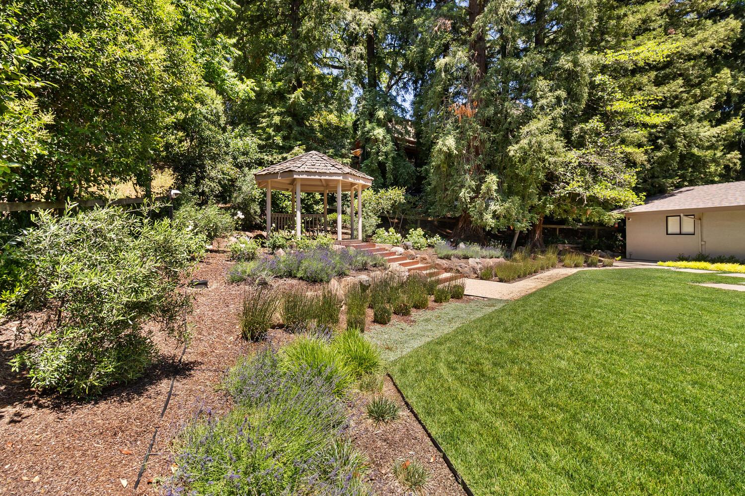 Detail Gallery Image 63 of 82 For 5910 River Glen Court, Carmichael,  CA 95608 - 4 Beds | 2/1 Baths