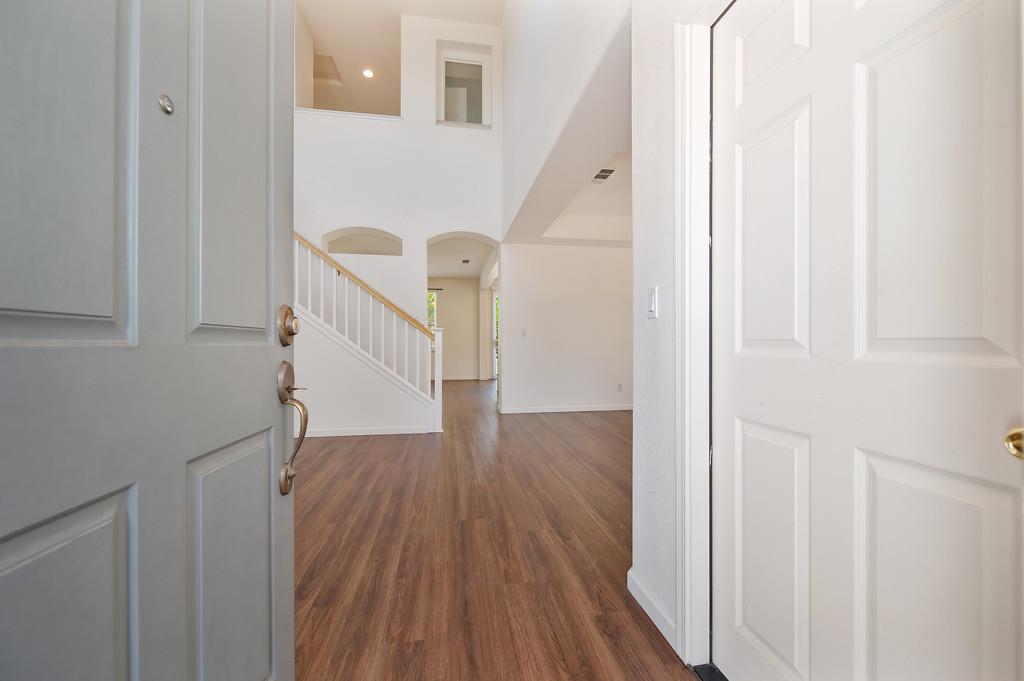 Detail Gallery Image 6 of 43 For 6437 Cormorant Cir, Rocklin,  CA 95765 - 4 Beds | 3 Baths