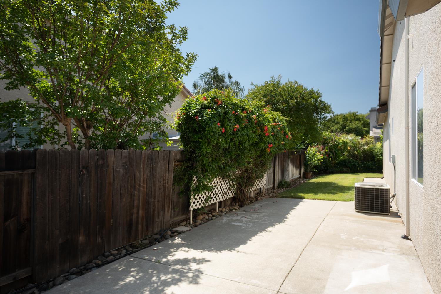 Detail Gallery Image 44 of 76 For 1868 Kendall Ct, Yuba City,  CA 95993 - 4 Beds | 2/1 Baths