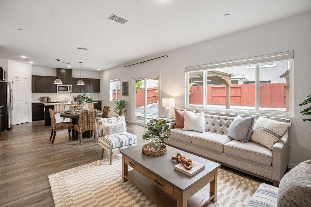 Chatum Court, Rancho Cordova, California image 14