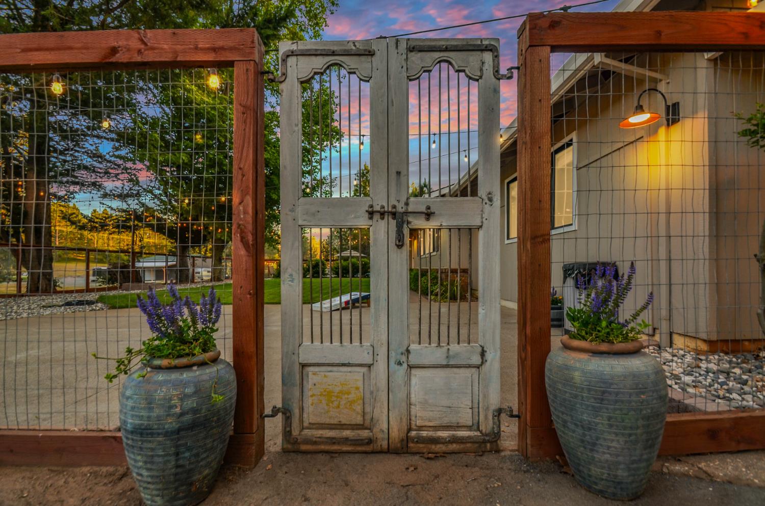 Detail Gallery Image 2 of 68 For 10376 Tabeaud Rd, Pine Grove,  CA 95665 - 3 Beds | 3 Baths