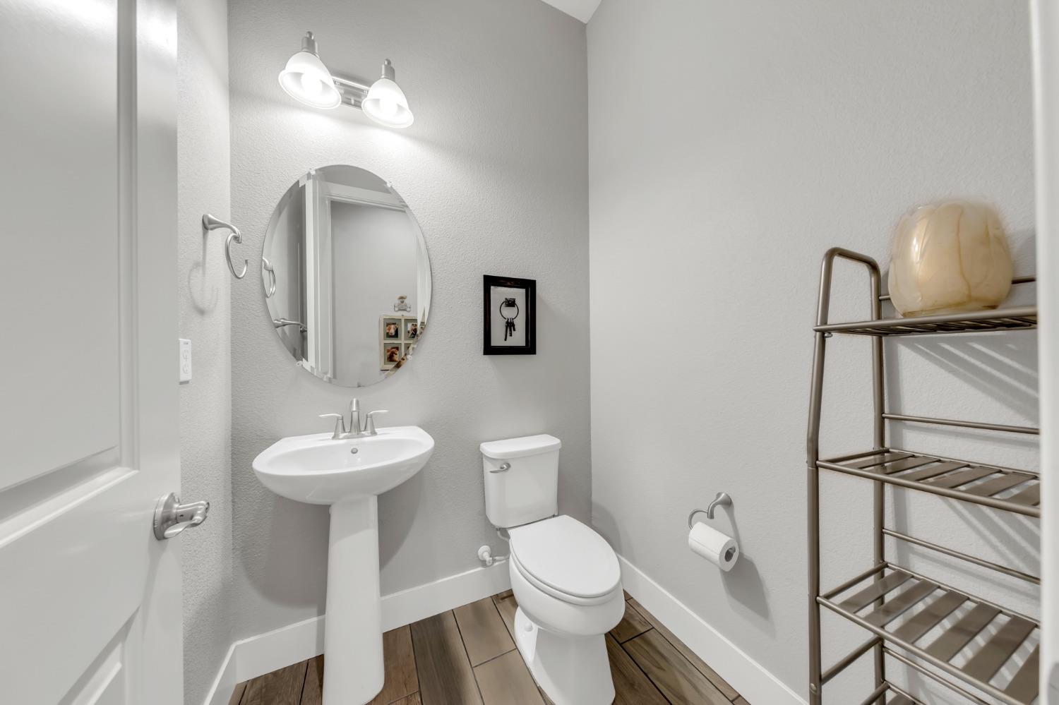 Detail Gallery Image 38 of 48 For 368 Olivadi Way, Sacramento,  CA 95834 - 3 Beds | 2/1 Baths