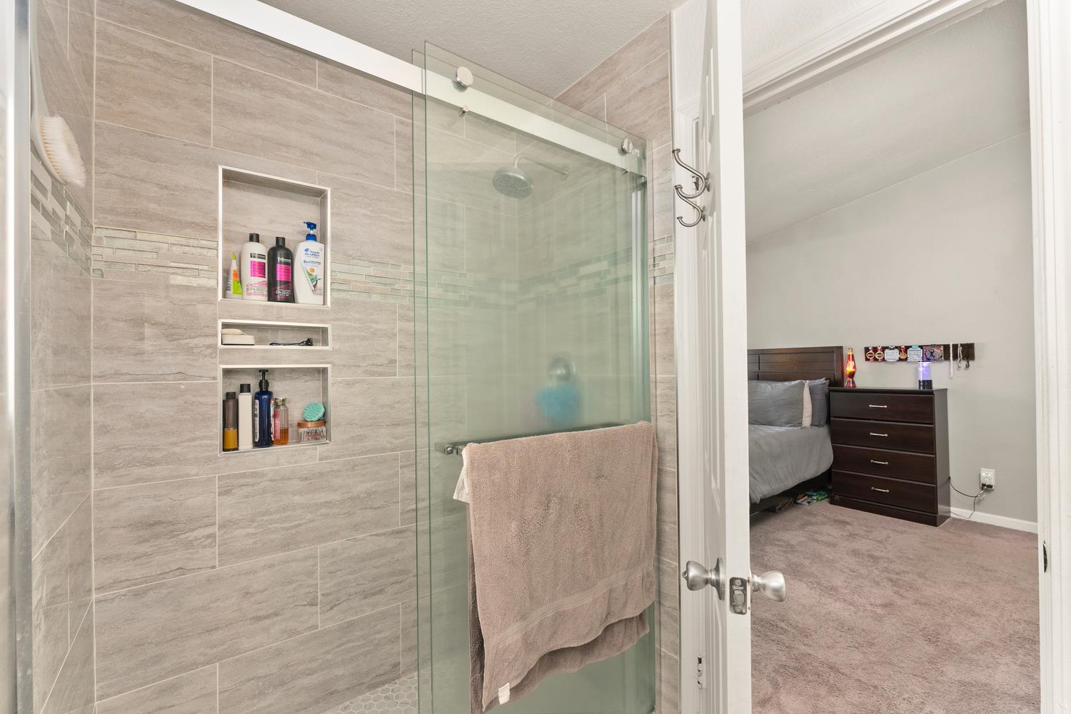 Detail Gallery Image 32 of 47 For 7679 Lakewood Park Dr, Sacramento,  CA 95828 - 2 Beds | 2 Baths