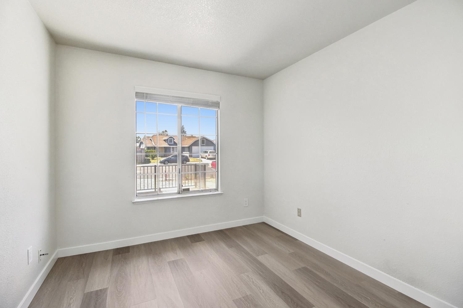 Detail Gallery Image 29 of 43 For 8135 Traver Ct, Sacramento,  CA 95828 - 3 Beds | 2 Baths