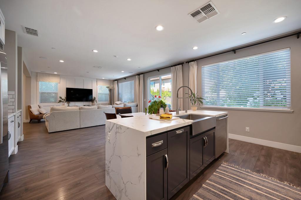 Detail Gallery Image 21 of 52 For 4432 Juneberry Dr, Sacramento,  CA 95834 - 3 Beds | 2/1 Baths