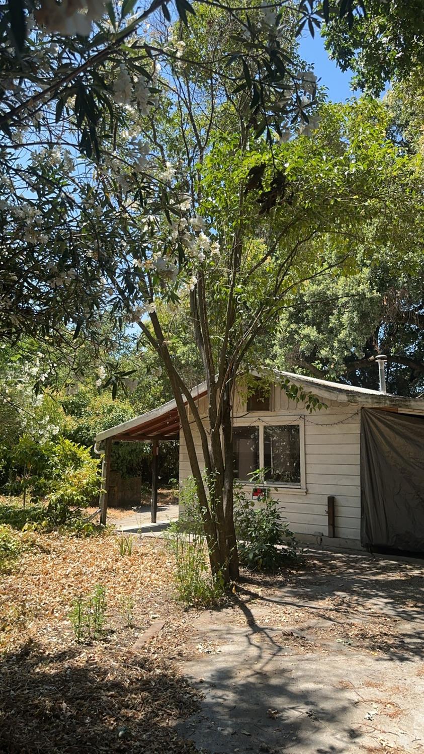Detail Gallery Image 4 of 4 For 2551 Cherry Ln, Walnut Creek,  CA 94597 - 2 Beds | 1 Baths